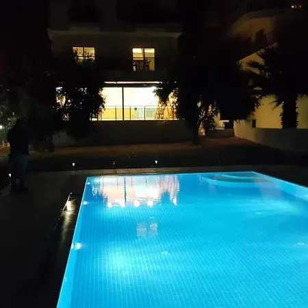 Becerik Kusadasi